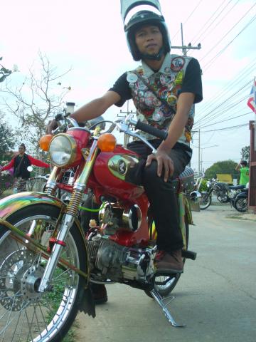 Name:  AMBA0148.jpg
Views: 87
Size:  35.0 KB