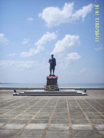 Name:  SSL13776.jpg
Views: 259
Size:  19.0 KB