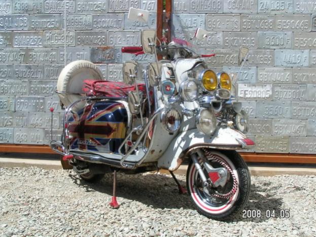 Name:  lambrettaLI150pics011.jpg
Views: 763
Size:  68.9 KB