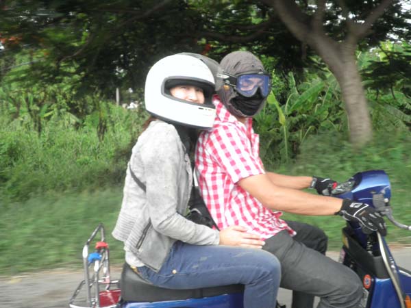 Name:  P6050435.JPG
Views: 253
Size:  65.9 KB