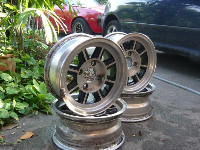 Name:  P1090419.jpg
Views: 230
Size:  66.0 KB