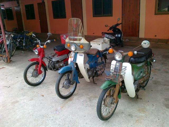 Name:  248179_189751704408350_100001205664614_536390_1200407_n[1].jpg
Views: 310
Size:  51.8 KB