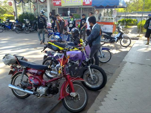 Name:  185092_102595646487407_100002109160058_19552_1332986_n.jpg
Views: 542
Size:  66.6 KB