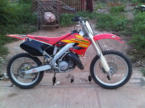 Name:  IMG01381-20110531-1827.jpg
Views: 120
Size:  90.1 KB