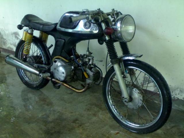 Name:  kG1utX689730-02.jpg
Views: 1655
Size:  41.8 KB