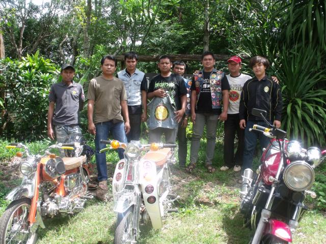 Name:  2011_06200078.jpg
Views: 181
Size:  89.5 KB