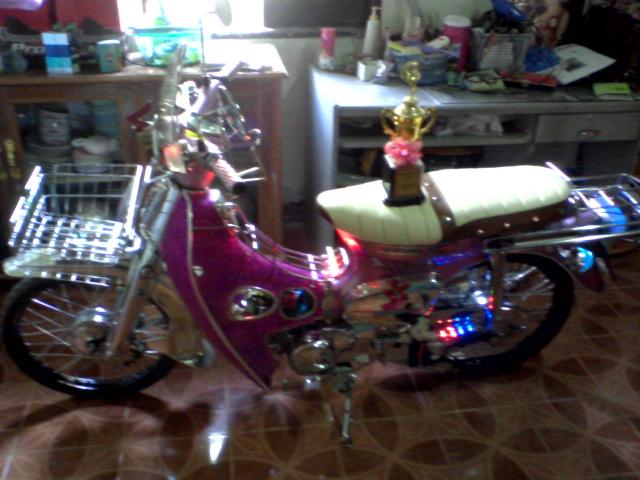 Name:  P040711_0951.jpg
Views: 728
Size:  45.9 KB