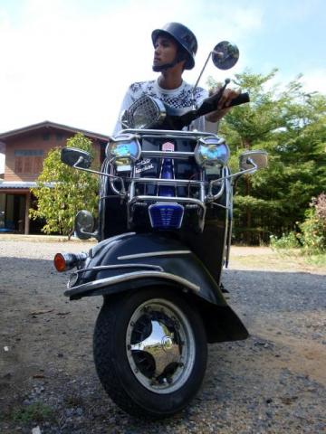 Name:  Vespa2.jpg
Views: 1294
Size:  34.0 KB