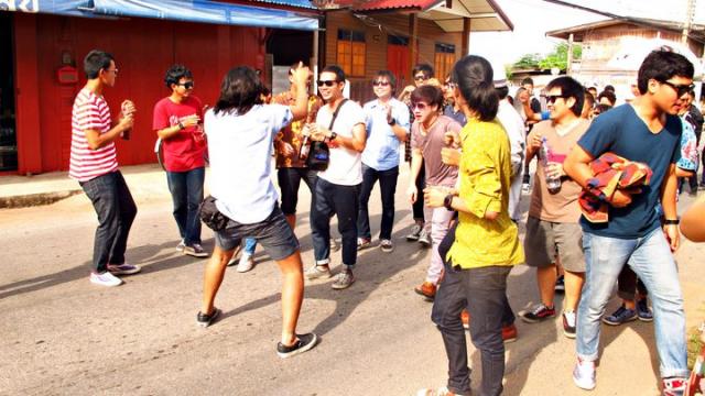 Name:  267797_235152983182524_100000634717097_840231_4257767_n.jpg
Views: 282
Size:  52.2 KB
