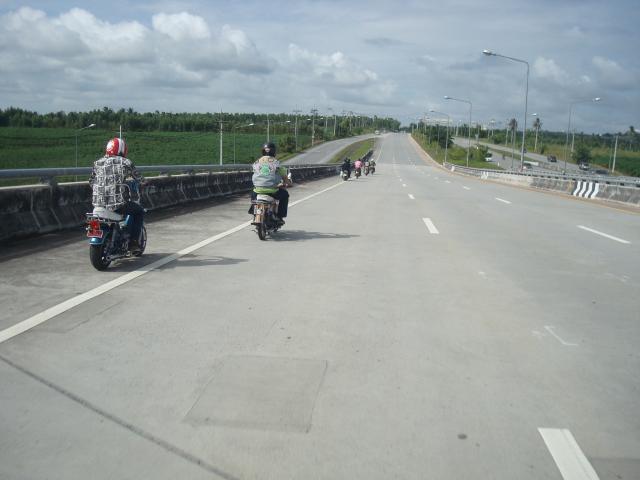 Name:  DSC04590.jpg
Views: 242
Size:  30.4 KB