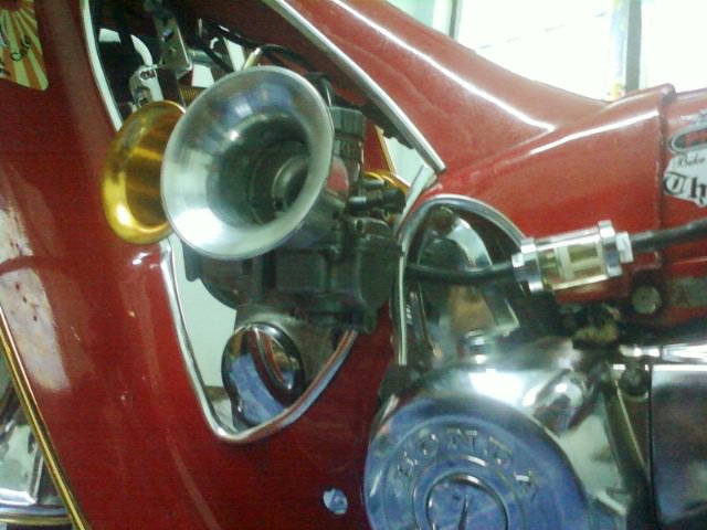 Name:  268526_236739579677779_100000252169853_963872_5926658_n.jpg
Views: 80
Size:  57.8 KB