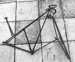 Name:  dursley-09.jpg
Views: 485
Size:  51.5 KB
