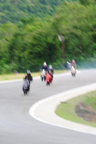 Name:  249247_240800309286812_100000705340175_823719_5833307_n.jpg
Views: 94
Size:  18.0 KB