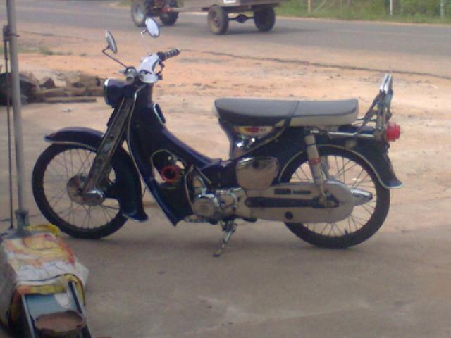Name:  269055_201953376522622_100001238835926_582578_2742953_n.jpg
Views: 613
Size:  36.0 KB