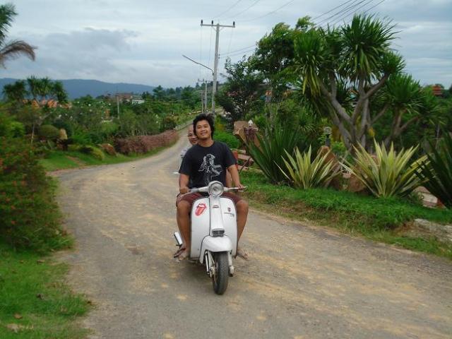 Name:  29.jpg
Views: 410
Size:  51.5 KB