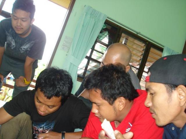 Name:  40.jpg
Views: 388
Size:  40.3 KB