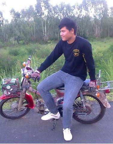 Name:  254788_172725536131362_100001817510293_400659_8175806_n.jpg
Views: 111
Size:  41.7 KB