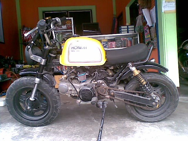 Name:  19082011(003).jpg
Views: 574
Size:  76.2 KB
