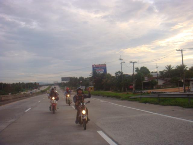 Name:  DSC01706.jpg
Views: 282
Size:  25.1 KB