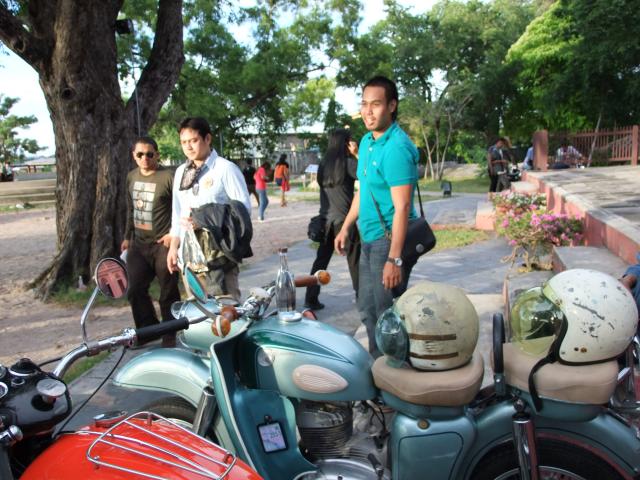 Name:  2011_09030123.jpg
Views: 120
Size:  67.9 KB