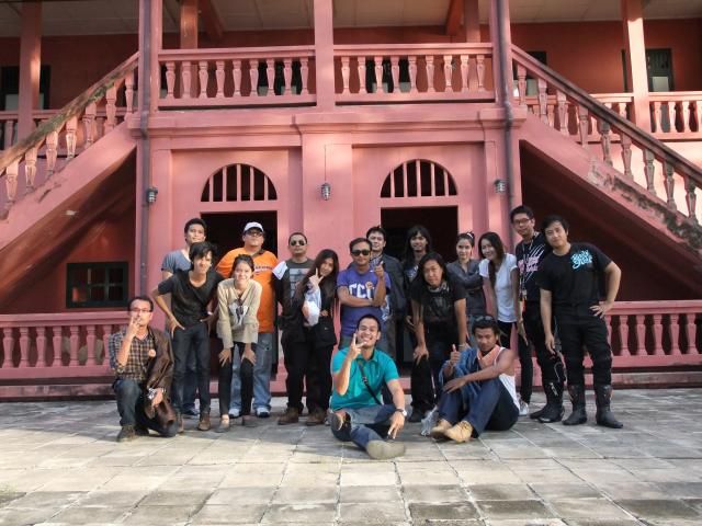 Name:  2011_09030135.jpg
Views: 120
Size:  60.9 KB