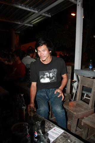 Name:  IMG_3728-vert.jpg
Views: 259
Size:  20.7 KB