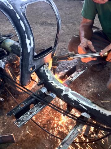 Name:  305110_151875681574104_100002550185190_257807_29930087_n.jpg
Views: 1063
Size:  41.9 KB