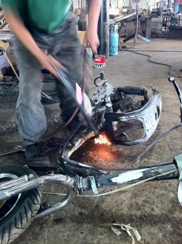 Name:  309403_151875771574095_100002550185190_257808_1297886455_n.jpg
Views: 1105
Size:  39.3 KB