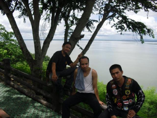Name:  15.jpg
Views: 355
Size:  53.8 KB
