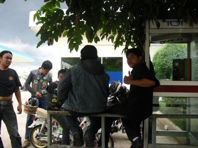 Name:  37.jpg
Views: 350
Size:  50.2 KB
