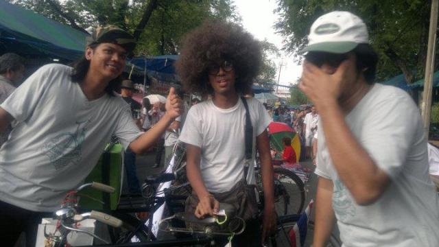 Name:  305700_256851124359240_100001030638483_790227_2023661615_n.jpg
Views: 117
Size:  37.5 KB