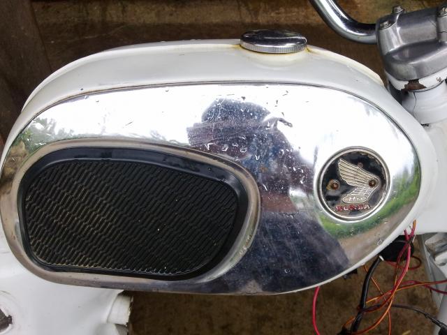 Name:  16052011476.jpg
Views: 355
Size:  48.8 KB
