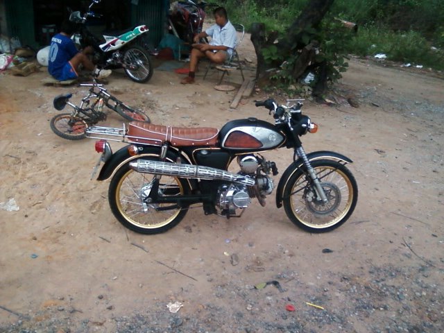 Name:  100.2.jpg
Views: 511
Size:  73.6 KB