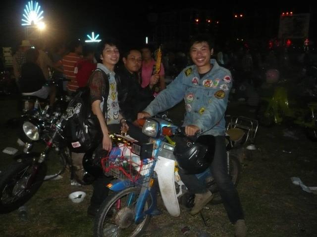 Name:  166899_232931923430215_100001402274867_662051_1599895914_n.jpg
Views: 217
Size:  38.6 KB