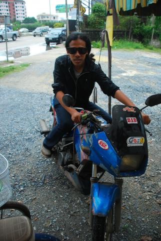 Name:  DSC_4644.jpg
Views: 1557
Size:  37.1 KB