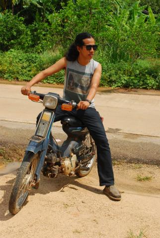 Name:  DSC_4936.jpg
Views: 762
Size:  38.0 KB