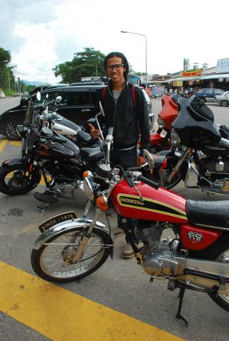 Name:  DSC_4944.jpg
Views: 856
Size:  33.2 KB