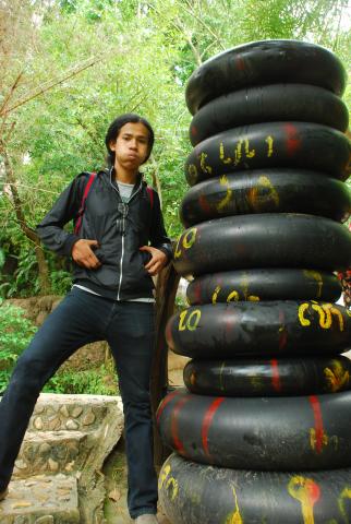 Name:  DSC_4963.jpg
Views: 719
Size:  35.9 KB