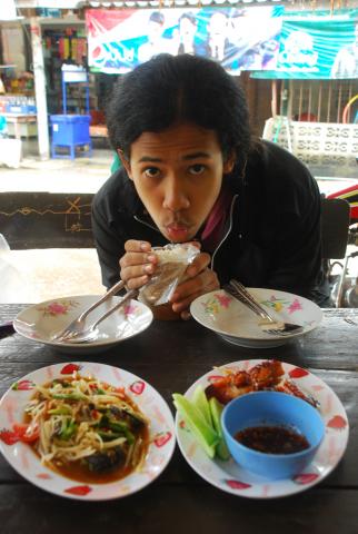 Name:  DSC_5325.jpg
Views: 667
Size:  30.9 KB