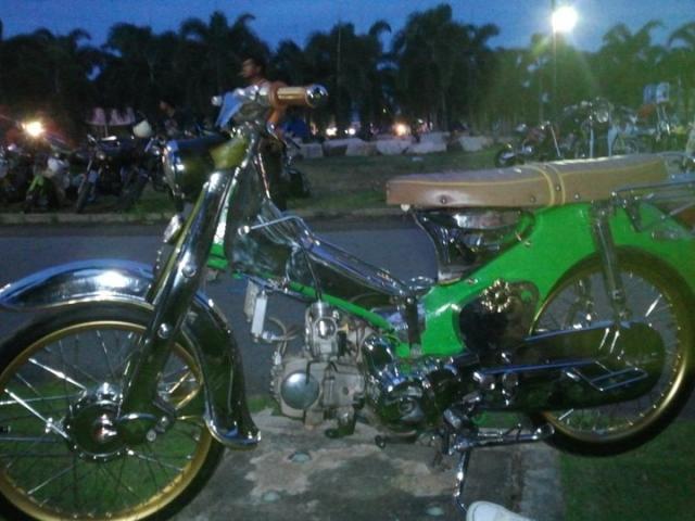 Name:  228994_204051426322816_100001538809058_564240_4821516_n.jpg
Views: 779
Size:  46.5 KB