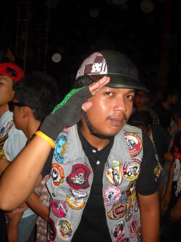 Name:  DSCN0870.jpg
Views: 150
Size:  28.6 KB