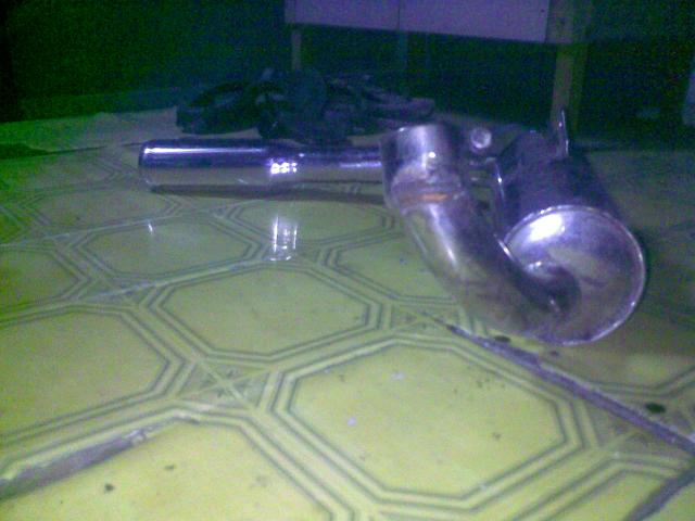 Name:  21102011567.jpg
Views: 2403
Size:  37.1 KB