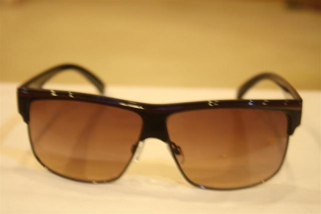 Name:  VTG0103b (Medium).jpg
Views: 271
Size:  16.5 KB