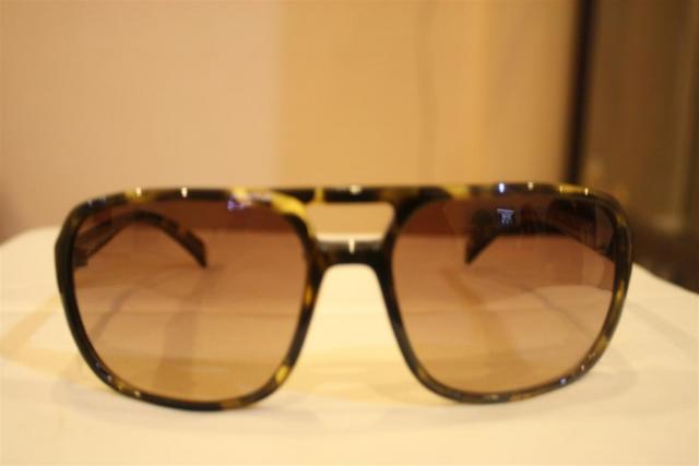 Name:  VTG0117b (Medium).jpg
Views: 80
Size:  17.2 KB