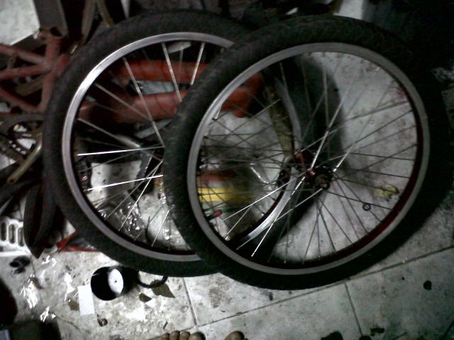 Name:  IMG00848-20111026-1938.jpg
Views: 455
Size:  49.2 KB