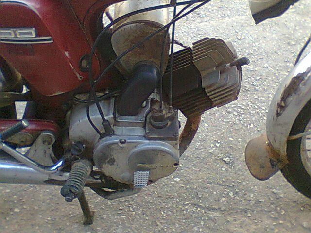 Name:  294831_271351756236702_100000856396352_774229_1690333220_n.jpg
Views: 285
Size:  74.8 KB