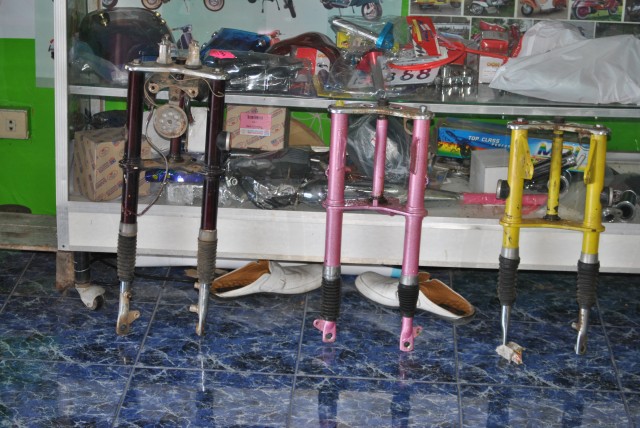 Name:  DSC_0283.jpg
Views: 157
Size:  95.8 KB