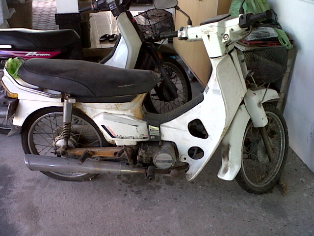 Name:  IMG00146-20111120-1359.jpg
Views: 903
Size:  77.5 KB