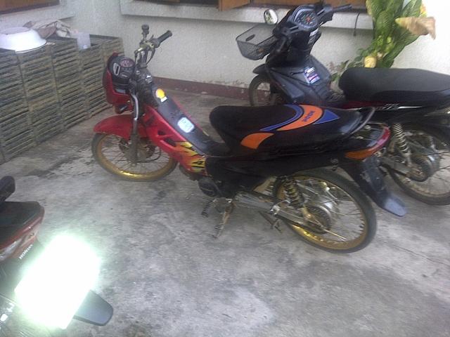 Name:  IMG-20111128-01221.jpg
Views: 200
Size:  47.4 KB