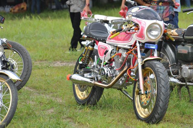 Name:  3ZHkn.jpg
Views: 4433
Size:  63.9 KB